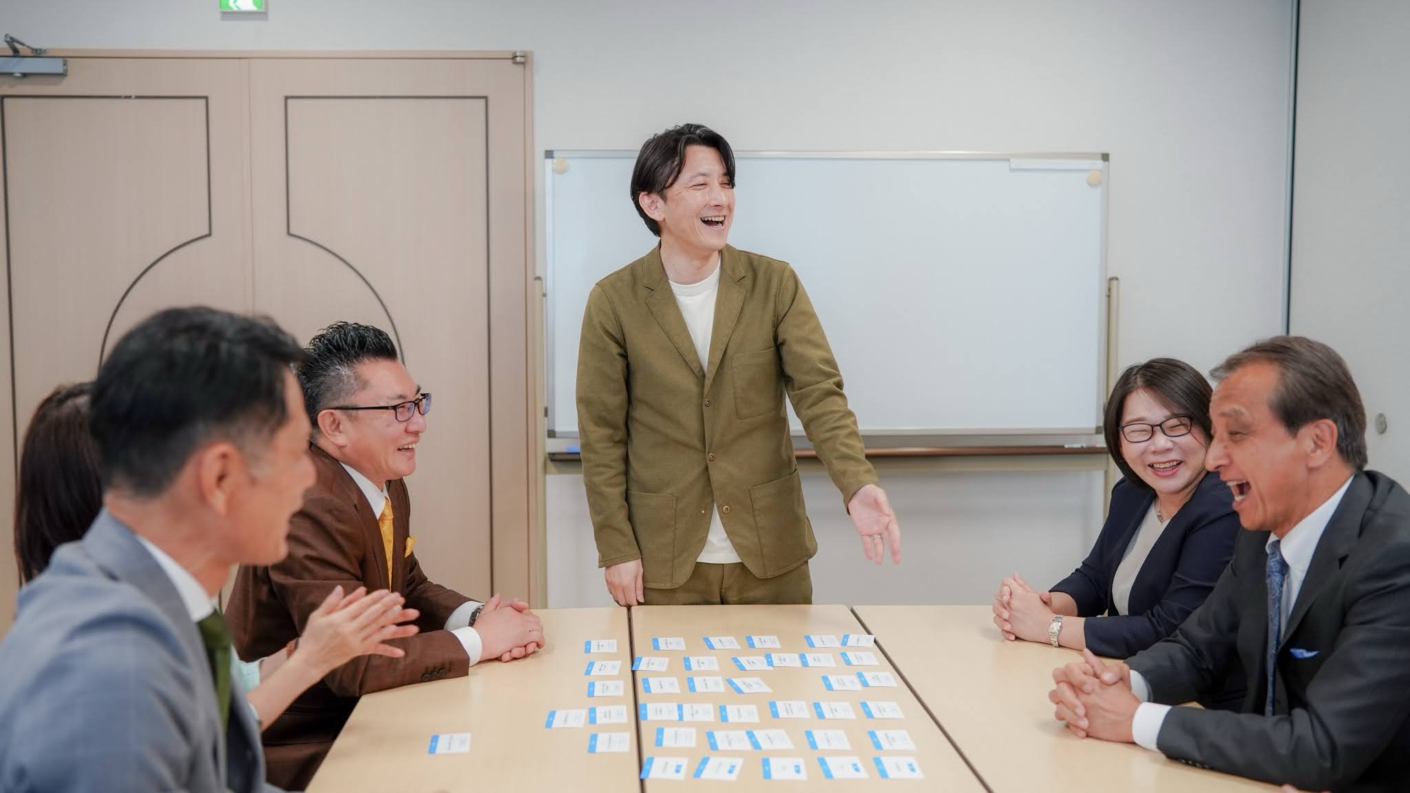 カードを使ったワークショップの様子